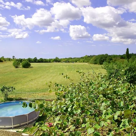 Holiday With Pool And Garden Apartment Hrboki